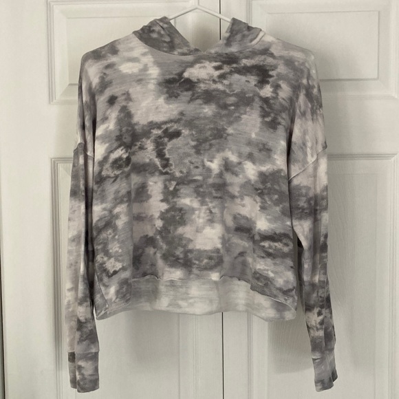 Old Navy tie dye cropped hoodie - Picture 1 of 4